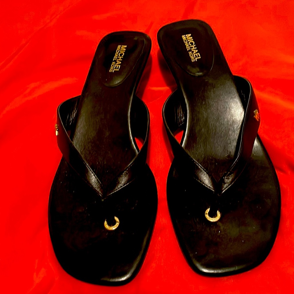 Michael Kors black low heel thong shoe
